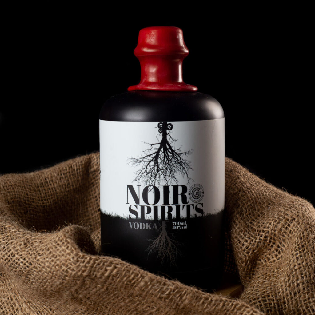 geest-noir-spirit-vodka-700ml-foto-01